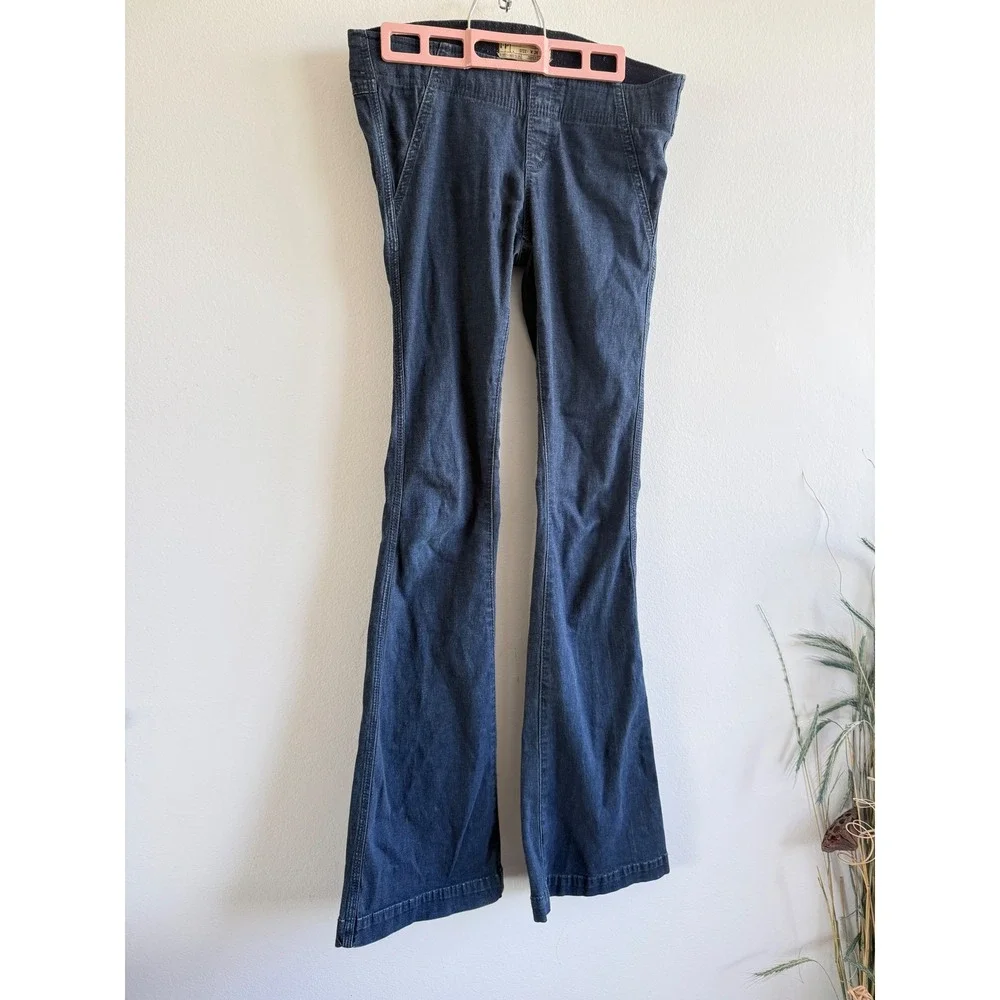 Free People Pull On Flare Jeans Dark Wash Blue Elastic‎ Waist Womens Size 26